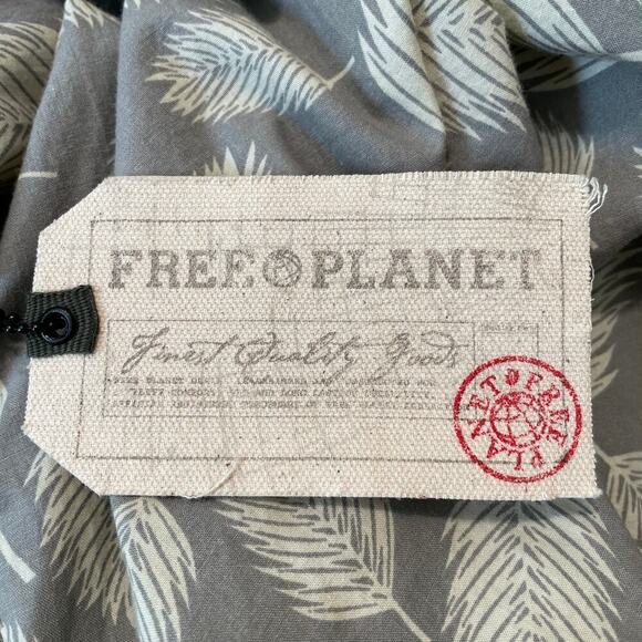 NWT Free Planet Gray Feather Long Sleeve Button Down Size 4X - Picture 8 of 9